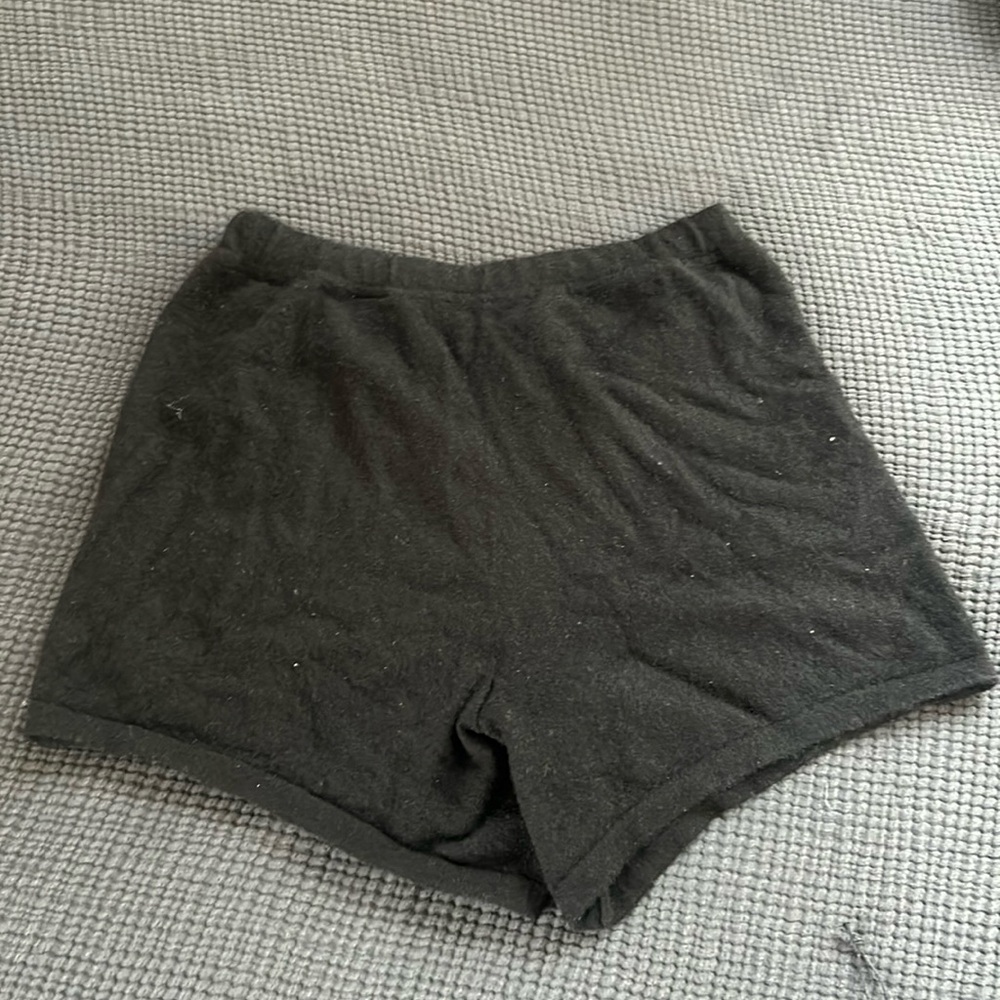 GUEST IN RESIDENCE Cashmere Shorts